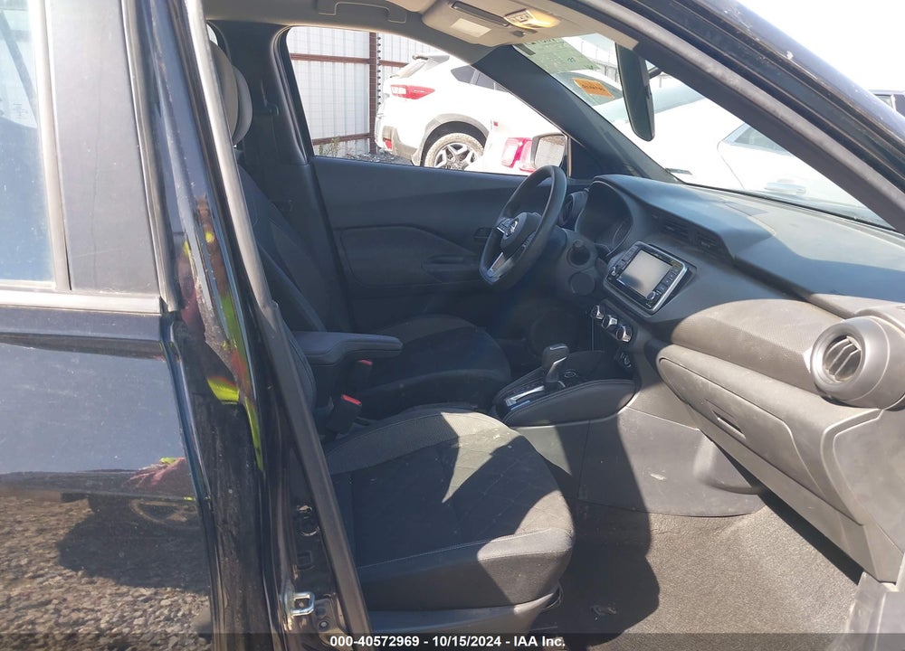 2019 NISSAN KICKS S VIN: 3N1CP5CUXKL559813