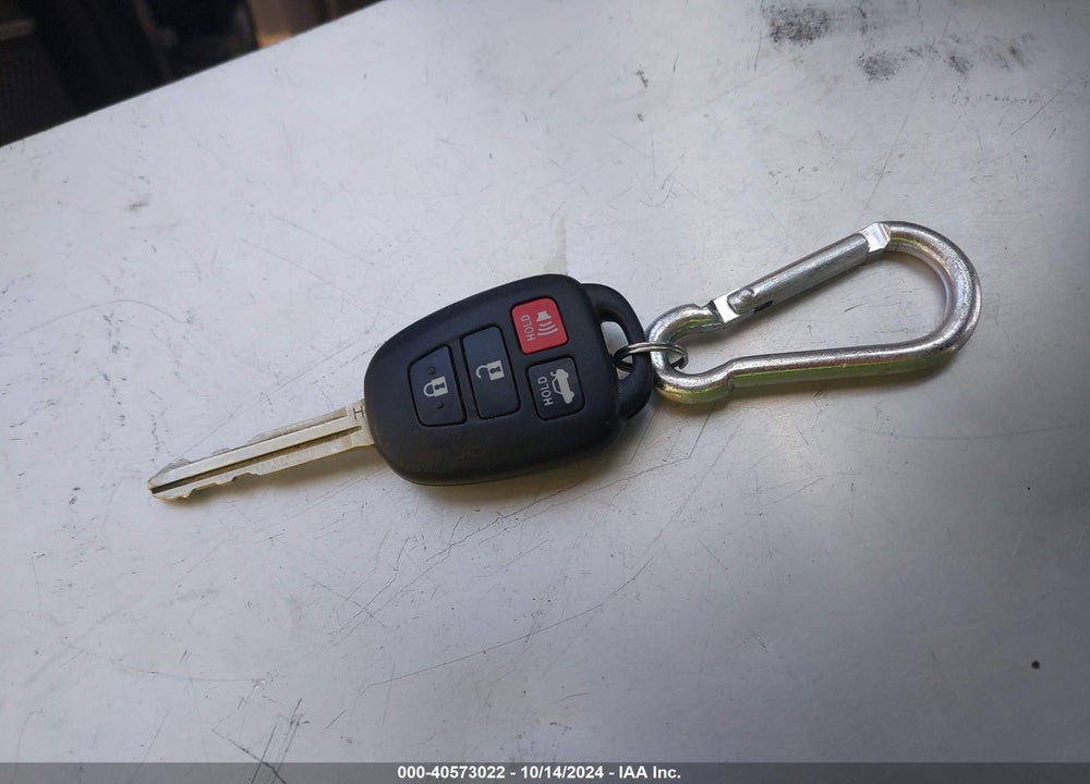 2014 TOYOTA COROLLA LE PLUS VIN: 5YFBURHEXEP120631