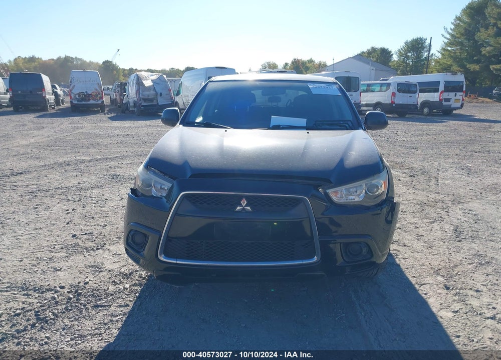 2011 MITSUBISHI OUTLANDER SPORT ES VIN: JA4AP3AU2BZ017331