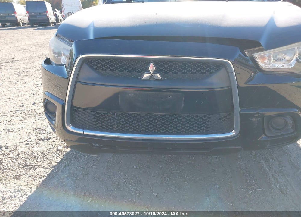 2011 MITSUBISHI OUTLANDER SPORT ES VIN: JA4AP3AU2BZ017331