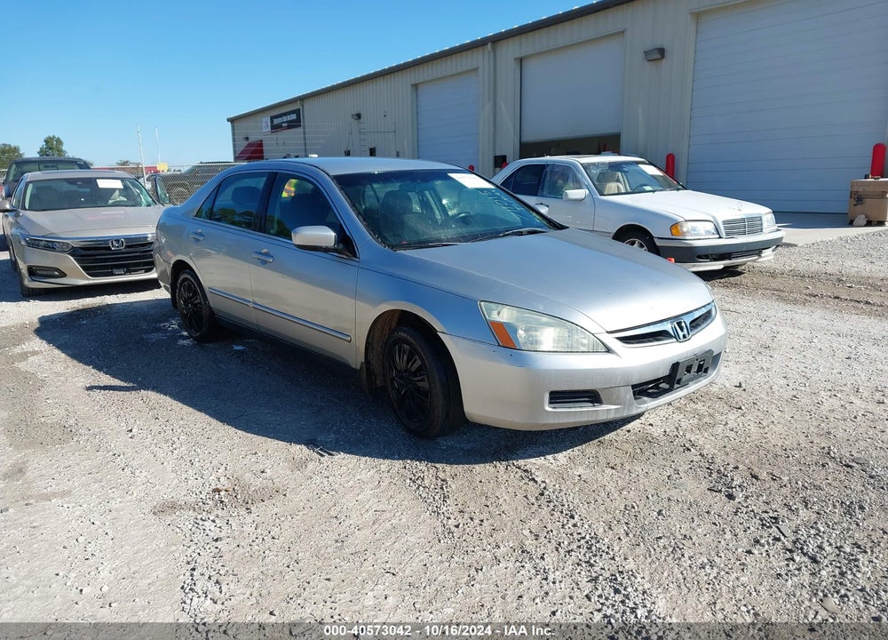 2007 HONDA ACCORD 2.4 LX VIN: 3HGCM56457G711015