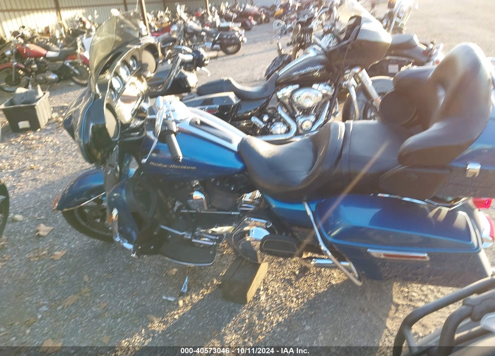 2014 HARLEY-DAVIDSON FLHTK ELECTRA GLIDE ULTRA LTD VIN: 1HD1KEL19EB657910