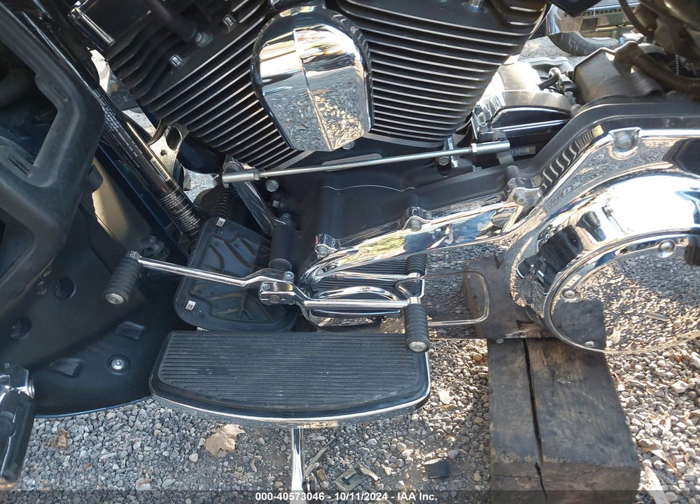 2014 HARLEY-DAVIDSON FLHTK ELECTRA GLIDE ULTRA LTD VIN: 1HD1KEL19EB657910