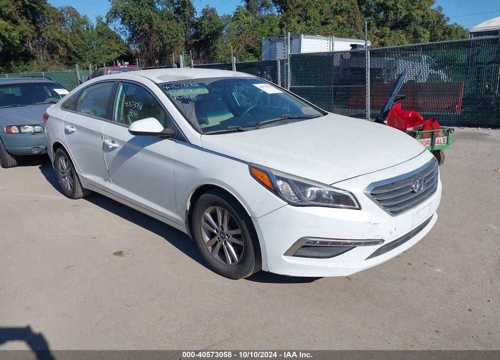 2015 HYUNDAI SONATA SE VIN: 5NPE24AF8FH207077