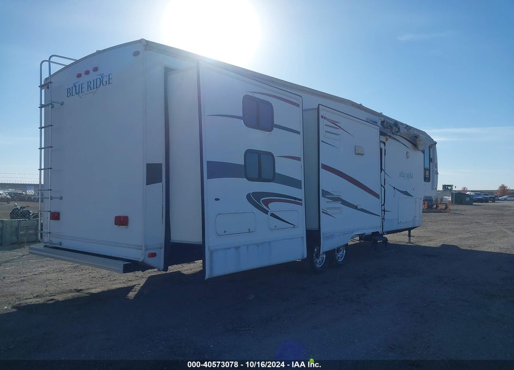 2010 BLUE CABIN 2950 VIN: 4X4FBLN28AG096432