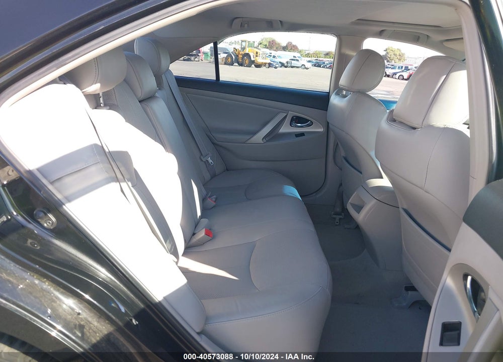 2007 TOYOTA CAMRY SE V6 VIN: 4T1BK46K77U524330
