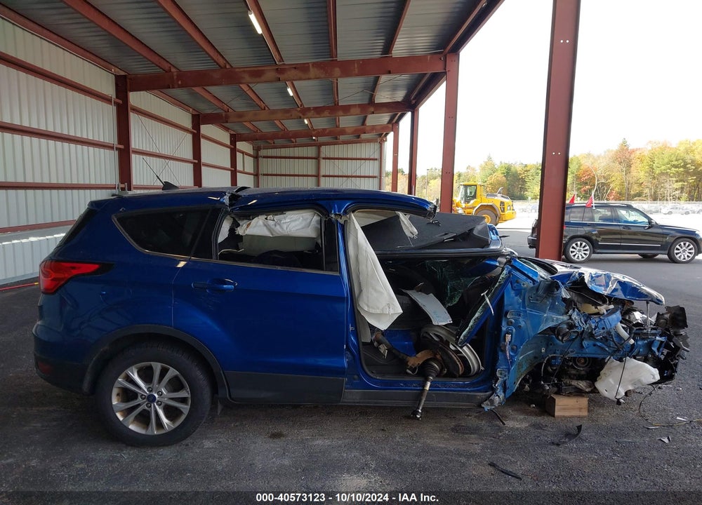 2019 FORD ESCAPE SE VIN: 1FMCU9GD7KUA09770