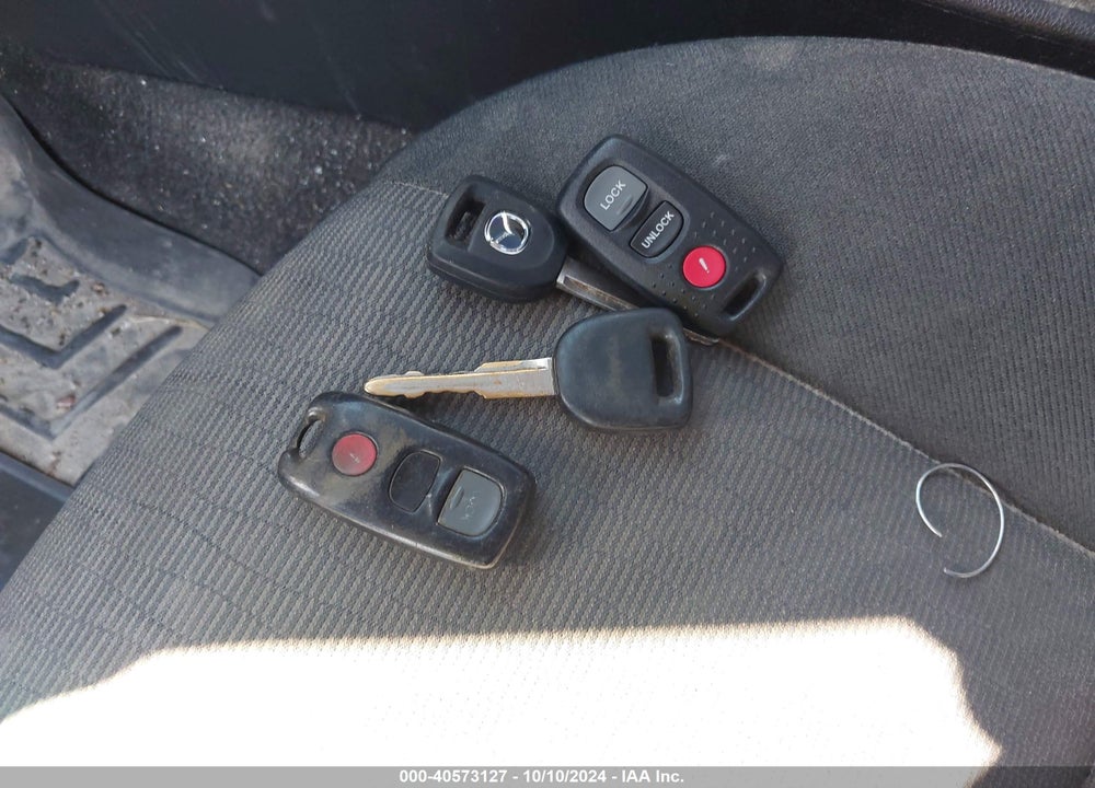 2008 MAZDA 3 I VIN: JM1BK32F481810288