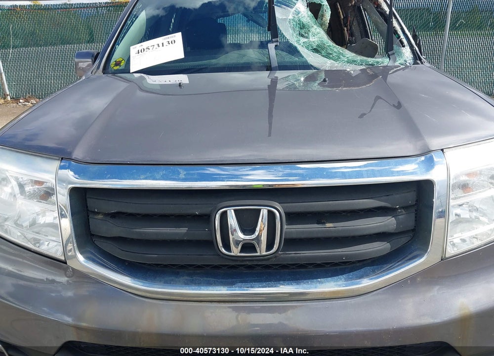 2015 HONDA PILOT SE VIN: 5FNYF4H33FB047122