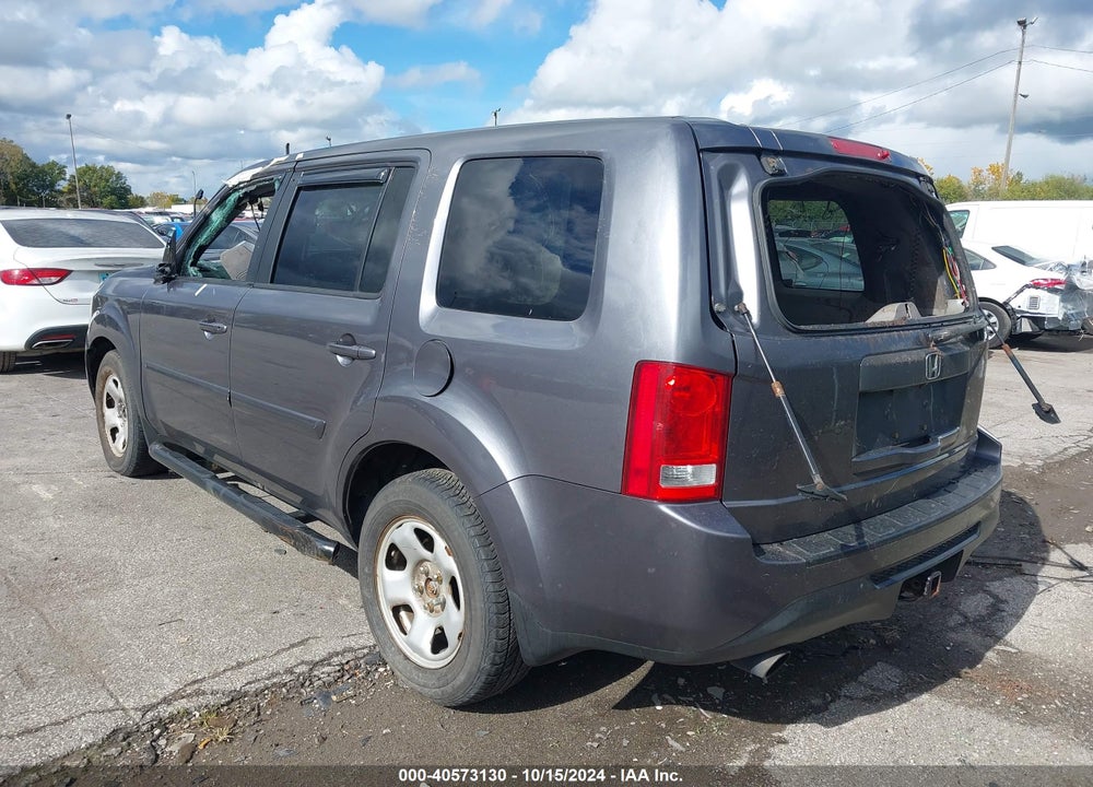 2015 HONDA PILOT SE VIN: 5FNYF4H33FB047122
