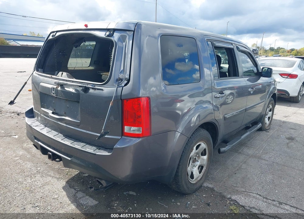 2015 HONDA PILOT SE VIN: 5FNYF4H33FB047122
