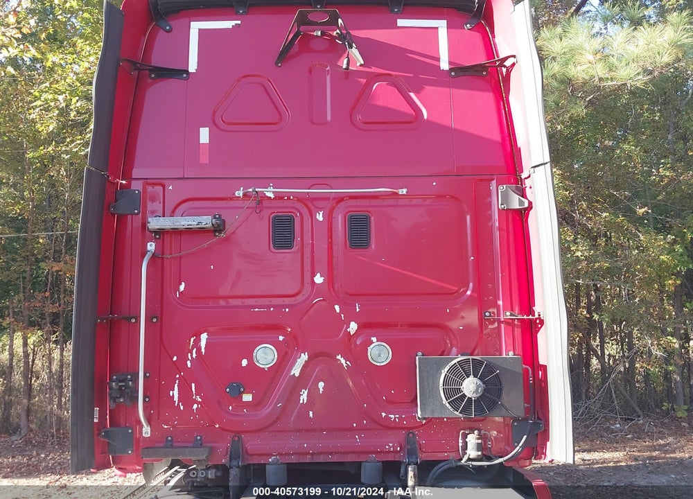 2014 FREIGHTLINER CASCADIA 125 VIN: 1FUJGLDR2ELBE8612