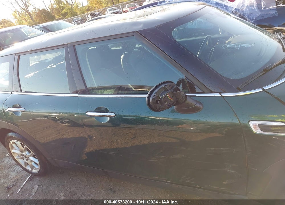 2016 MINI CLUBMAN COOPER VIN: WMWLN5C53G2B35183
