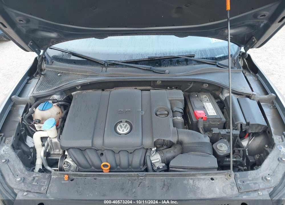 2012 VOLKSWAGEN PASSAT 2.5L SE VIN: 1VWBP7A30CC033909