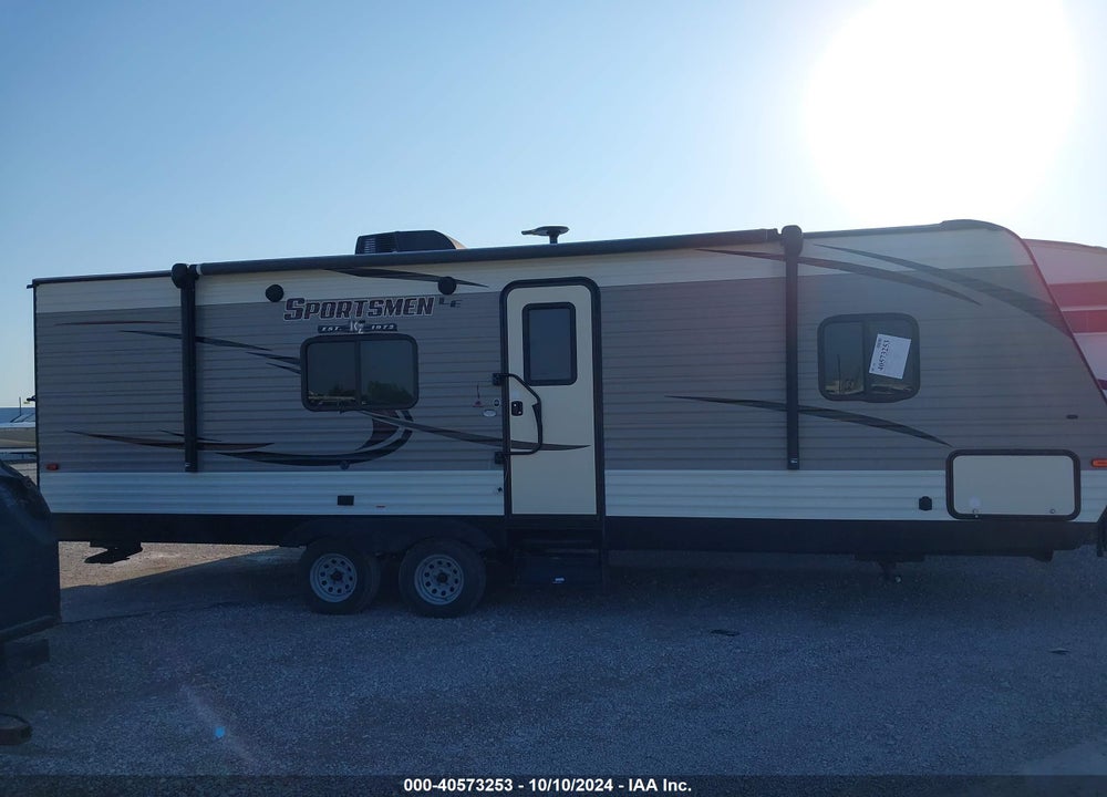 2017 SPORTSMEN KZ LE 260BHLE VIN: 4EZTU2624H5013627