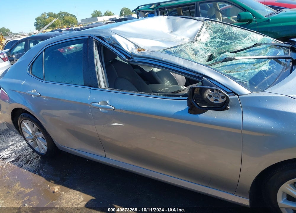 2022 TOYOTA CAMRY LE VIN: 4T1C11AK4NU061430
