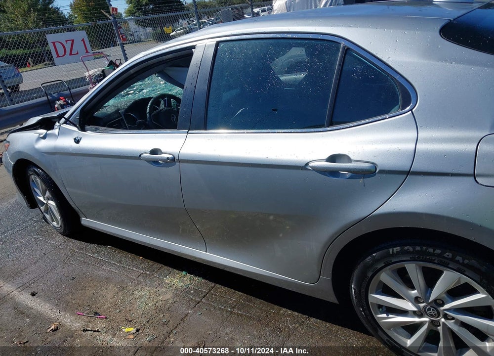 2022 TOYOTA CAMRY LE VIN: 4T1C11AK4NU061430