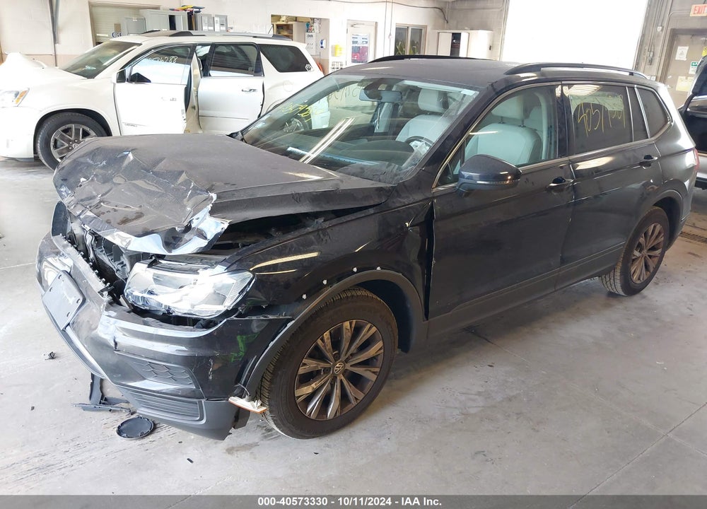 2019 VOLKSWAGEN TIGUAN 2.0T SE/2.0T SEL/2.0T SEL R-LINE/2.0T SEL R-LINE BLACK VIN: 3VV2B7AXXKM091013