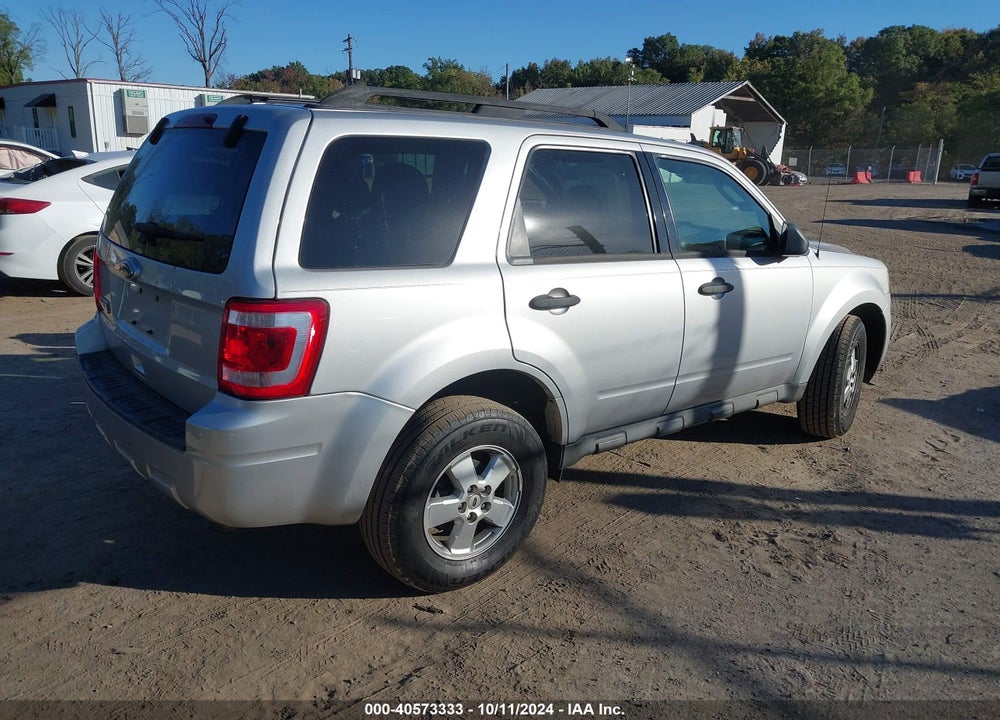 2010 FORD ESCAPE XLT VIN: 1FMCU0D79AKC99742