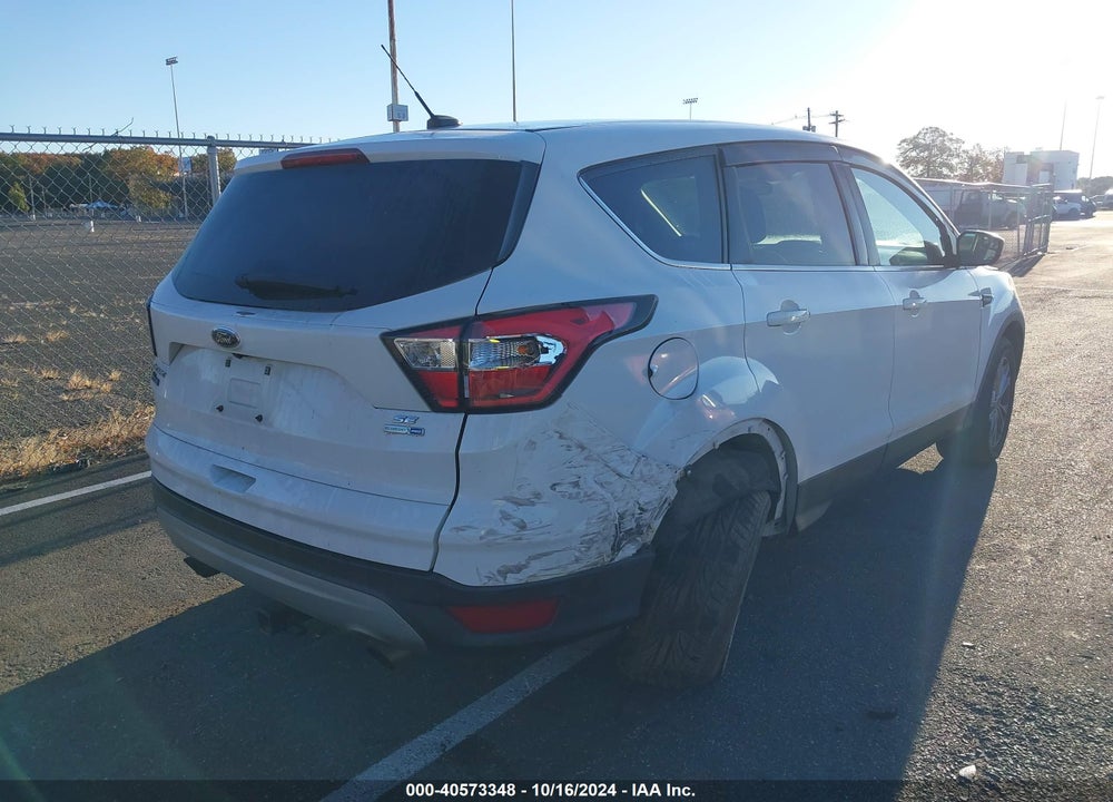 2017 FORD ESCAPE SE VIN: 1FMCU9GD7HUE11572