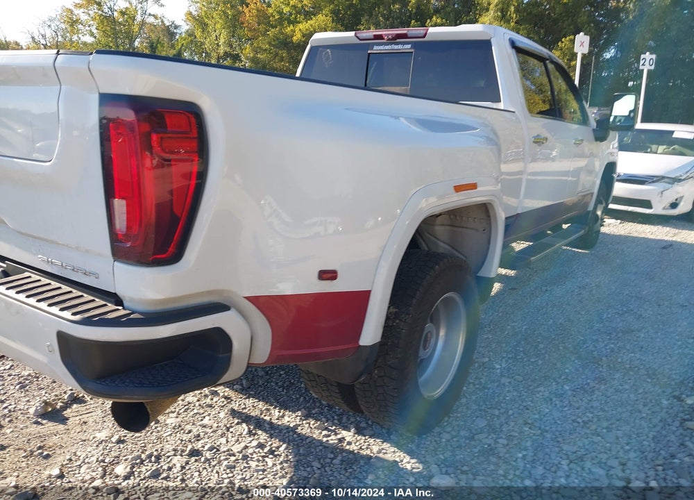 2022 GMC SIERRA 3500HD 4WD  LONG BED DENALI VIN: 1GT49WEY1NF160739