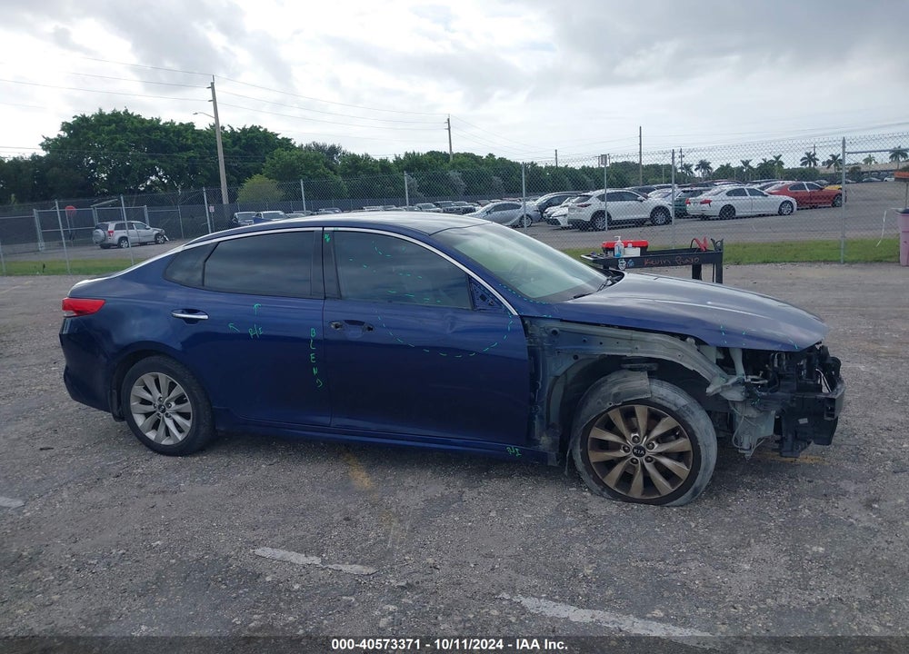 2016 KIA OPTIMA EX VIN: 5XXGU4L33GG114762