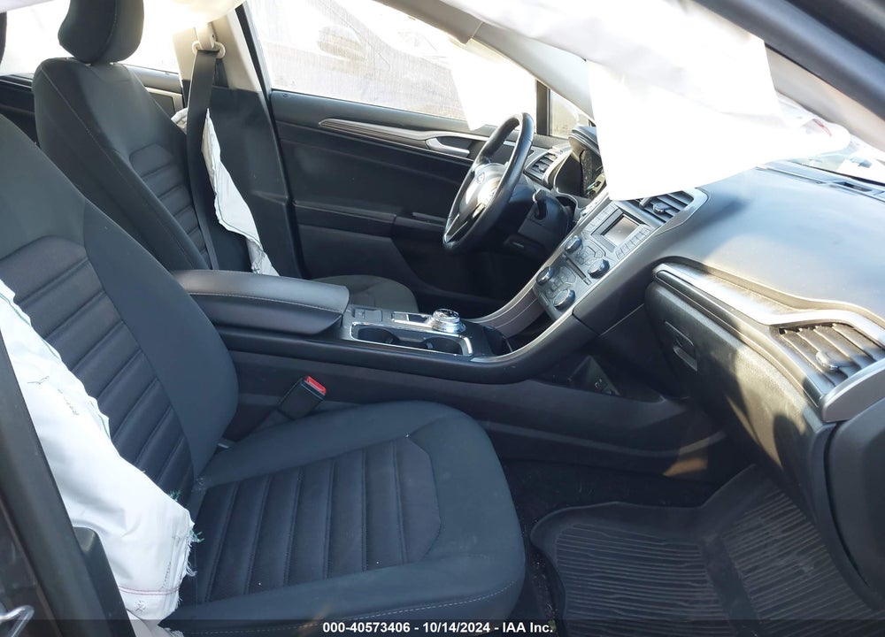 2017 FORD FUSION S VIN: 3FA6P0G70HR348438