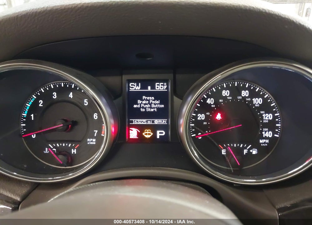 2011 JEEP GRAND CHEROKEE LAREDO VIN: 1J4RR4GG4BC525758