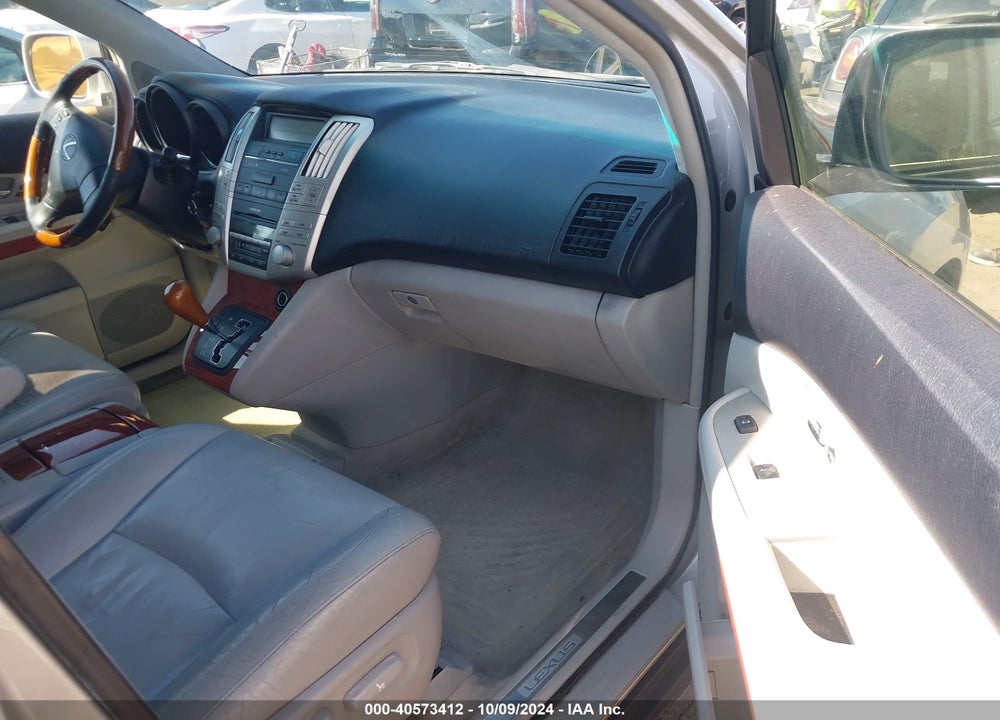 2004 LEXUS RX 330 VIN: JTJGA31U540030743