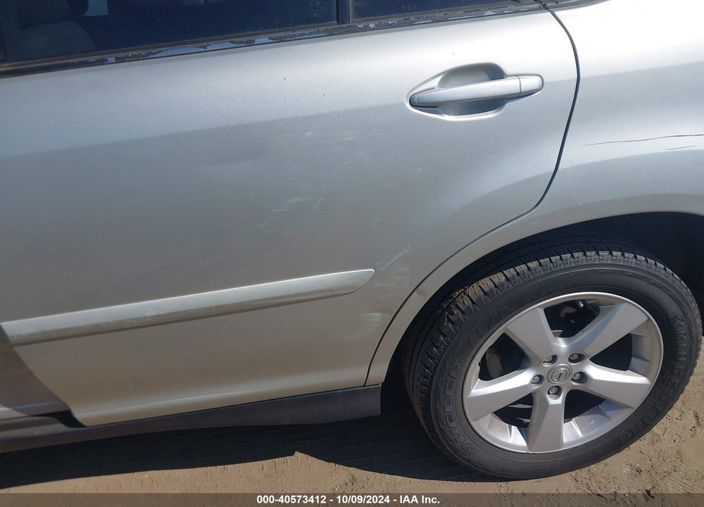 2004 LEXUS RX 330 VIN: JTJGA31U540030743