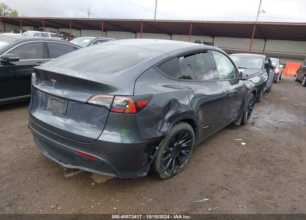 2022 TESLA MODEL Y LONG RANGE DUAL MOTOR ALL-WHEEL DRIVE VIN: 7SAYGAEE6NF389330