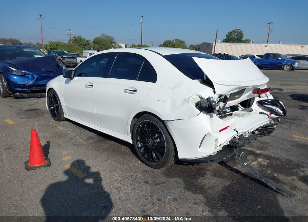 2020 MERCEDES-BENZ A 220 VIN: W1K3G4EB4LJ212432
