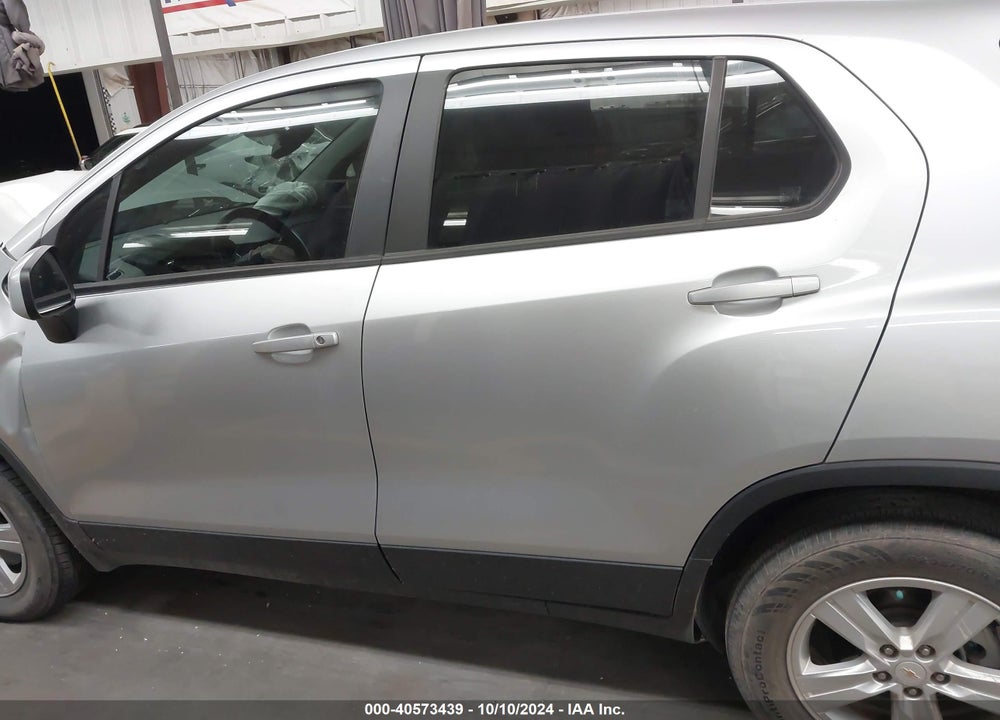 2018 CHEVROLET TRAX LS VIN: KL7CJNSB5JB716451