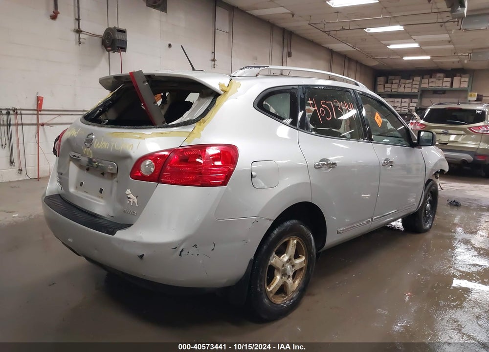 2014 NISSAN ROGUE SELECT S VIN: JN8AS5MV5EW707699