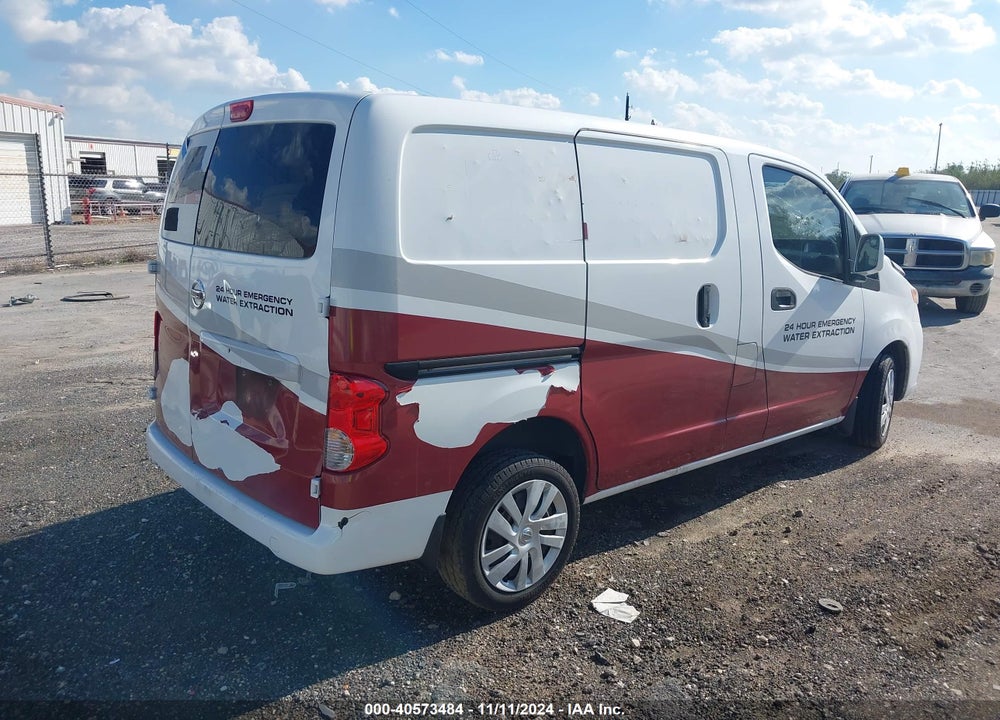 2015 NISSAN NV200 SV VIN: 3N6CM0KN3FK735449