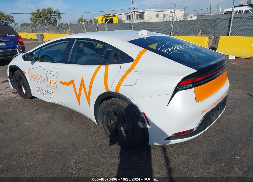 2024 TOYOTA PRIUS LE VIN: JTDACAAU7R3015898