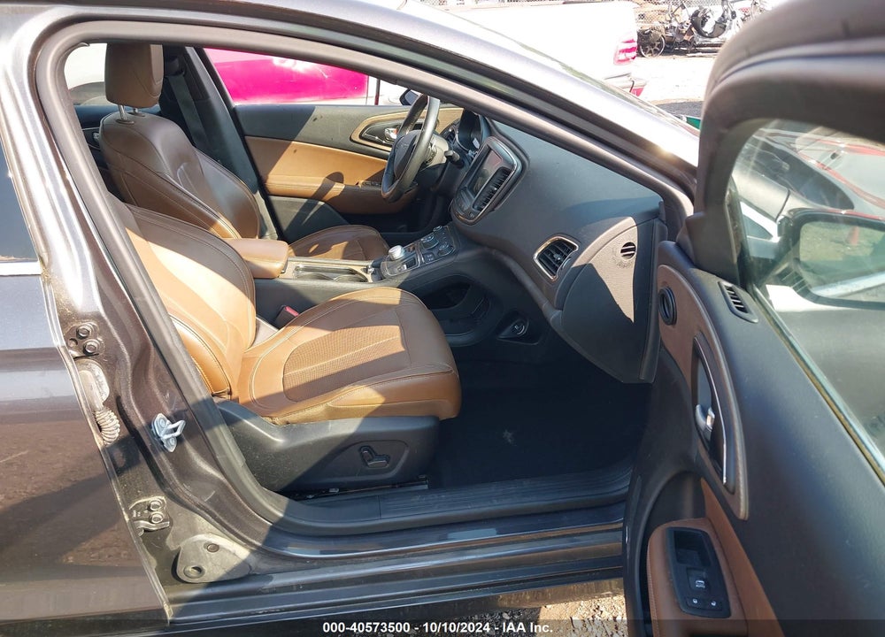 2016 CHRYSLER 200 C VIN: 1C3CCCEG5GN156161
