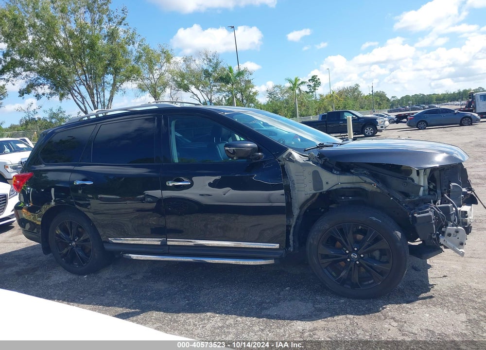 2017 NISSAN PATHFINDER PLATINUM VIN: 5N1DR2MN1HC660045