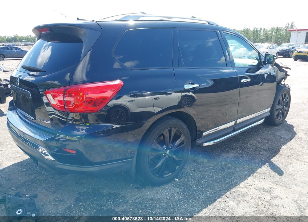 2017 NISSAN PATHFINDER PLATINUM VIN: 5N1DR2MN1HC660045
