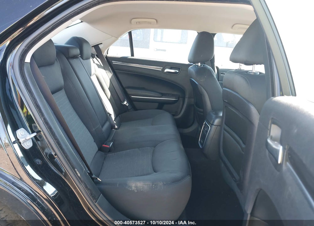 2019 CHRYSLER 300 TOURING VIN: 2C3CCAAG0KH684203