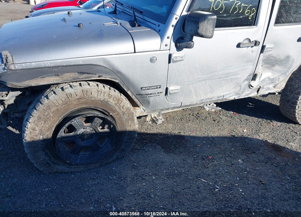 2014 JEEP WRANGLER UNLIMITED SPORT VIN: 1C4BJWDG7EL320048
