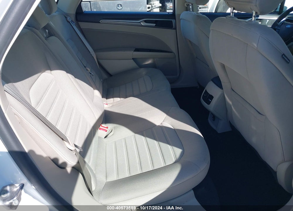 2019 FORD FUSION HYBRID SE VIN: 3FA6P0LU8KR272597