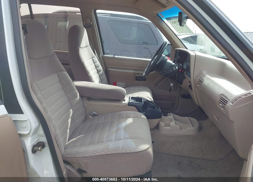 1994 FORD EXPLORER VIN: 1FMDU34X7RUD07228