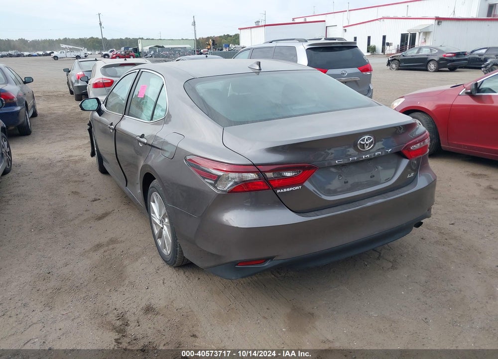2022 TOYOTA CAMRY LE VIN: 4T1C11AK4NU680335
