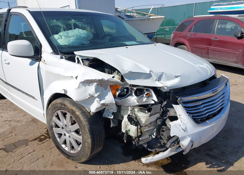 2015 CHRYSLER TOWN & COUNTRY TOURING VIN: 2C4RC1BG5FR717636
