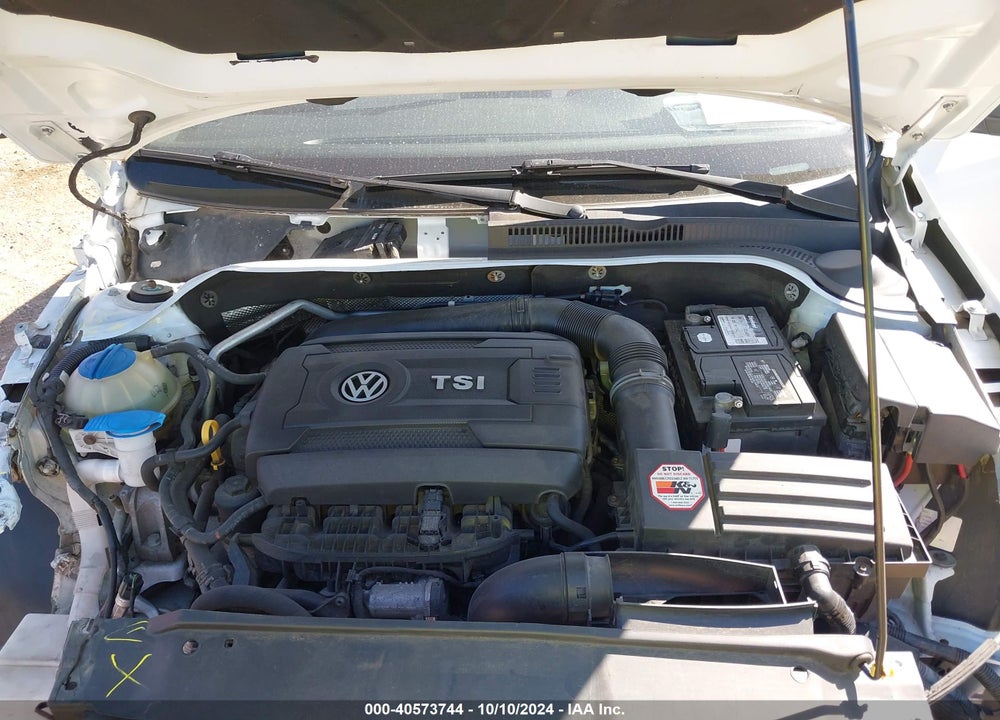 2015 VOLKSWAGEN JETTA VIN: 3VWD17AJ7FM405838