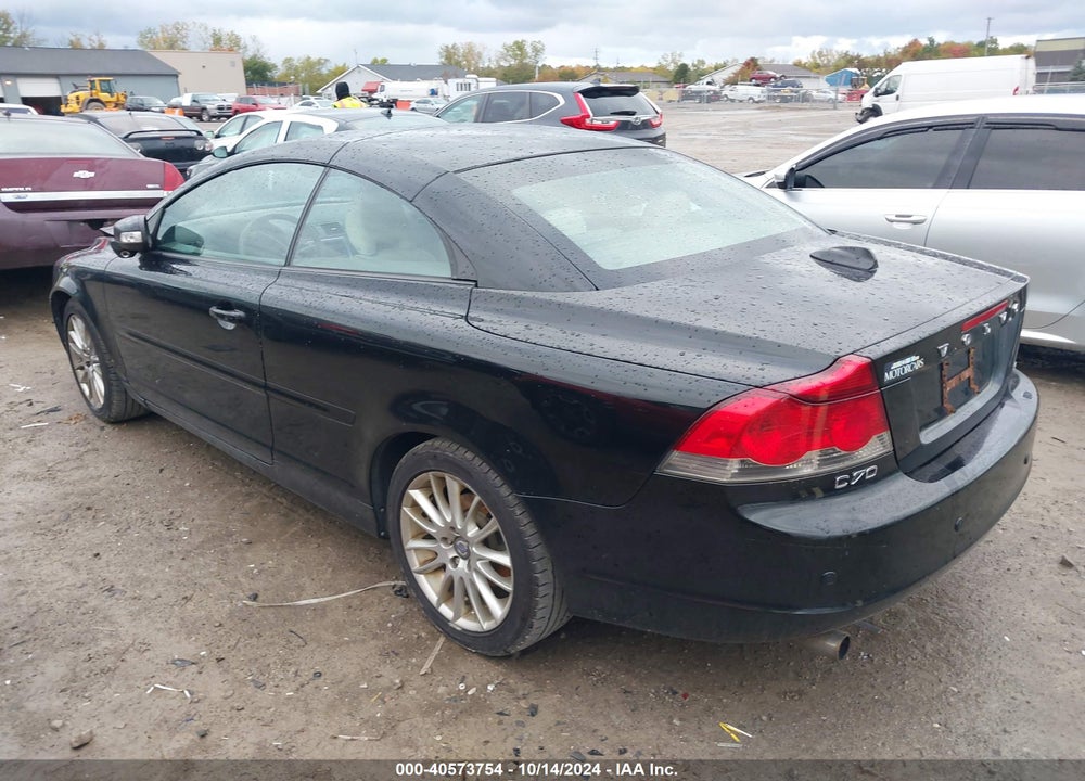 2009 VOLVO C70 T5 VIN: YV1MC672X9J073574