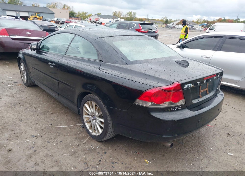 2009 VOLVO C70 T5 VIN: YV1MC672X9J073574