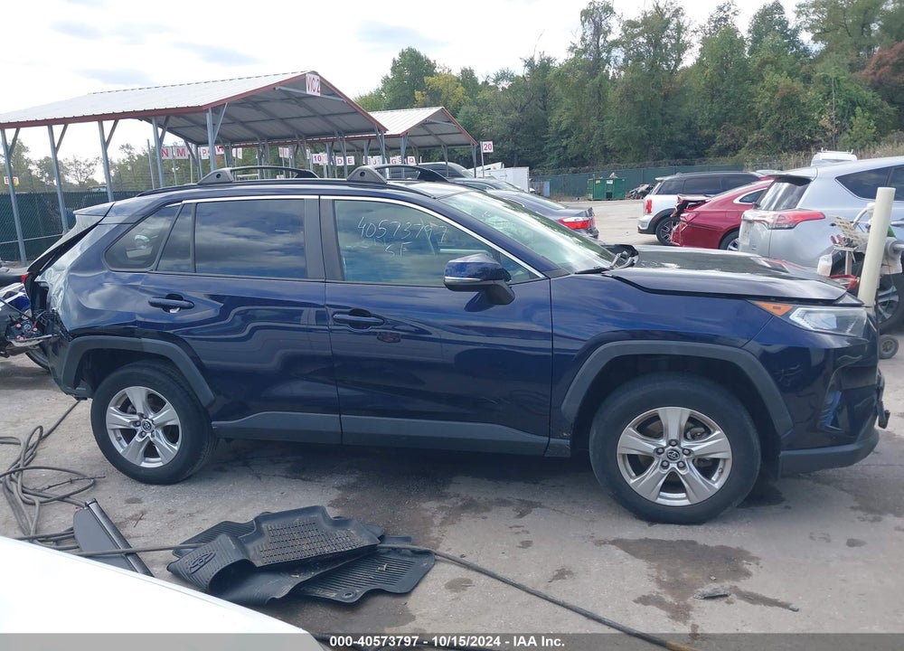 2019 TOYOTA RAV4 XLE VIN: JTMP1RFV9KD518963
