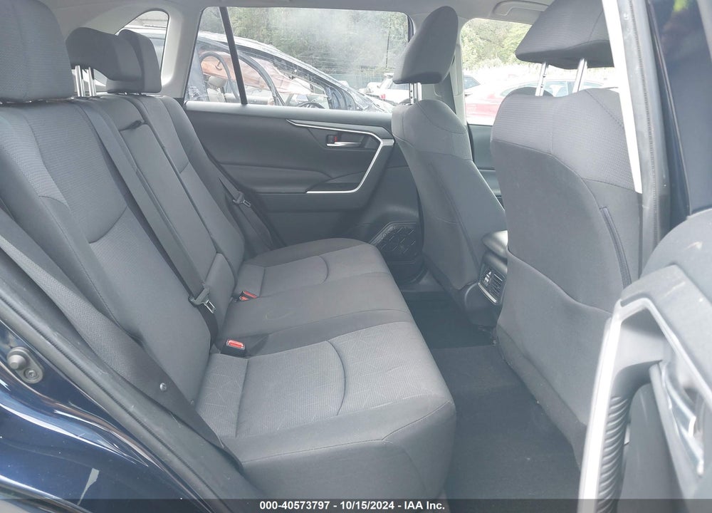 2019 TOYOTA RAV4 XLE VIN: JTMP1RFV9KD518963